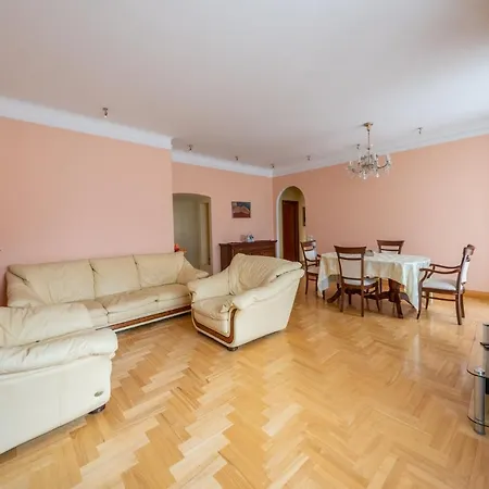 Happy Arka The Heart Of Old Town, Self-check-in, A-c, Car-parking, Balkony Вильнюс