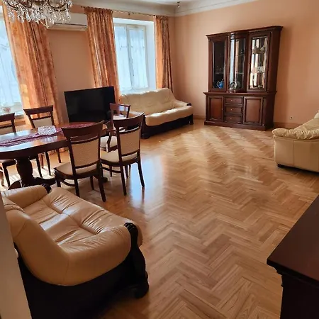 Happy Arka The Heart Of Old Town, Self-check-in, A-c, Car-parking, Balkony Апартаменты *