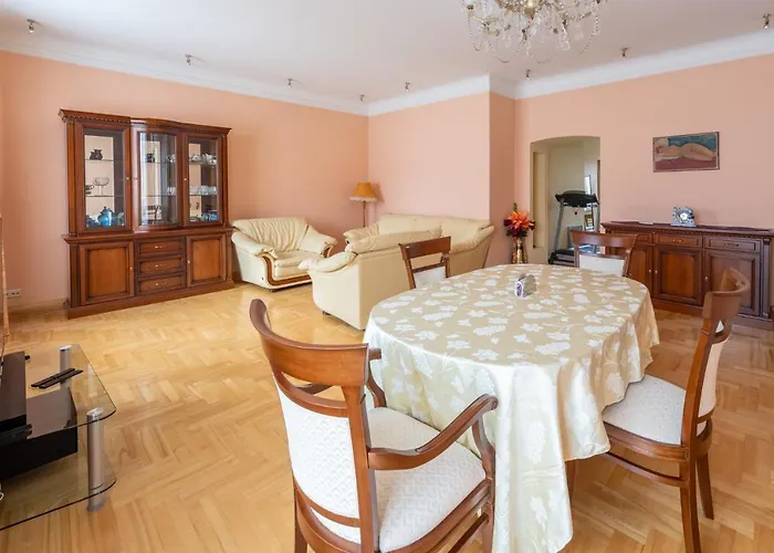 Apartamento Happy Arka The Heart Of Old Town, Self-check-in, A-c, Car-parking, Balkony